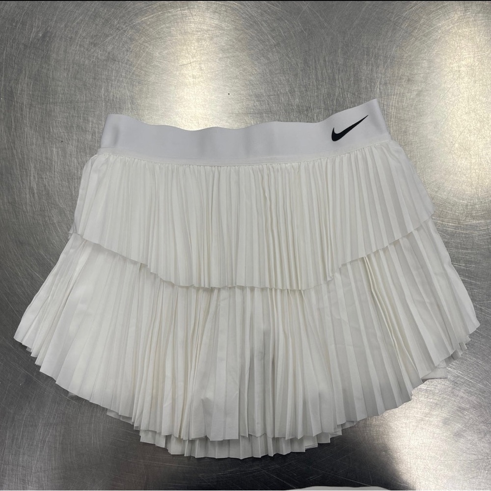 Nike court tennis skirt